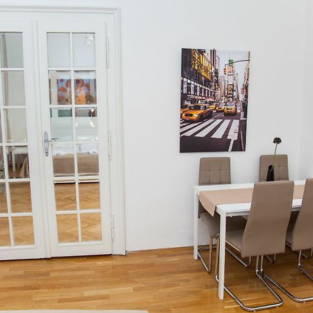 Welcome Apartment On Rybna プラハ エクステリア 写真